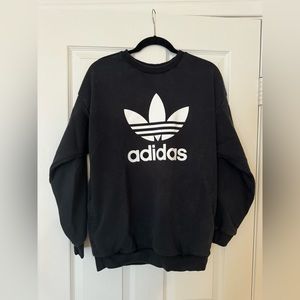 adidas Originals Women's Trefoil Crewneck Sweatshirt with Pockets in Bla…